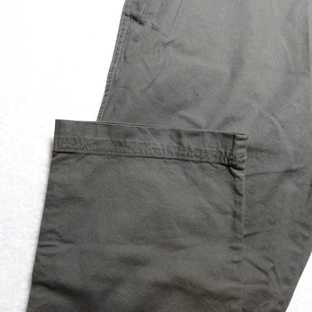 Columbia Pants Mens 35x32 Green Straight Leg Regular Fit Omni-Shade Hiking Chino